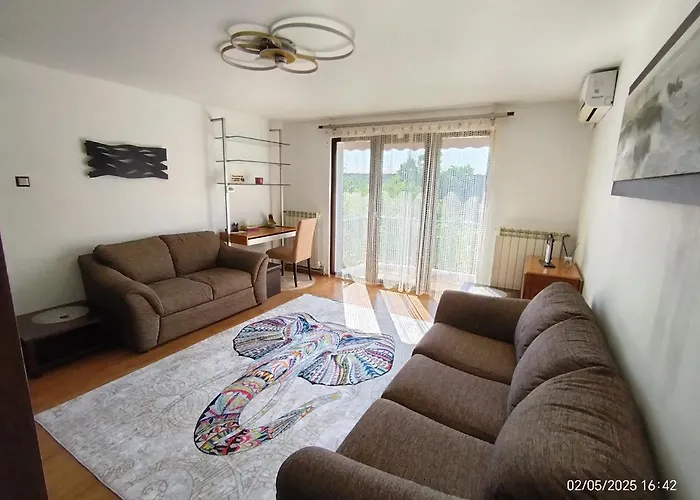 Arka Apartment