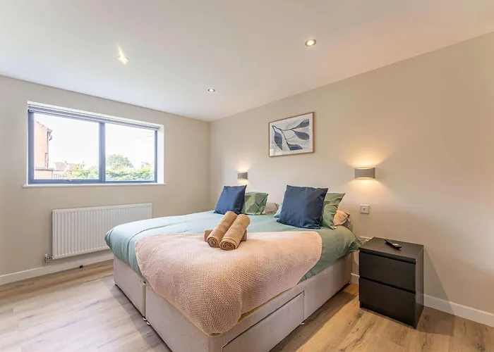 Maple Apartments - Modern 2 Bed Apartment In Derby