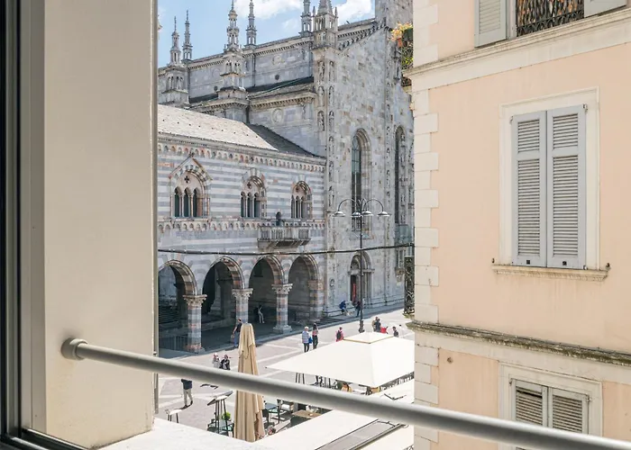 Palazzo La Cortesella - Modern Design & Central Location