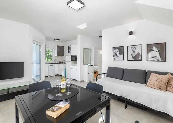 Wohnung In Barbariga-Apartment 2