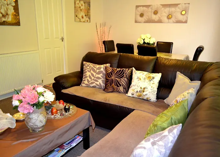 Double Room In Riverside Apartment - B