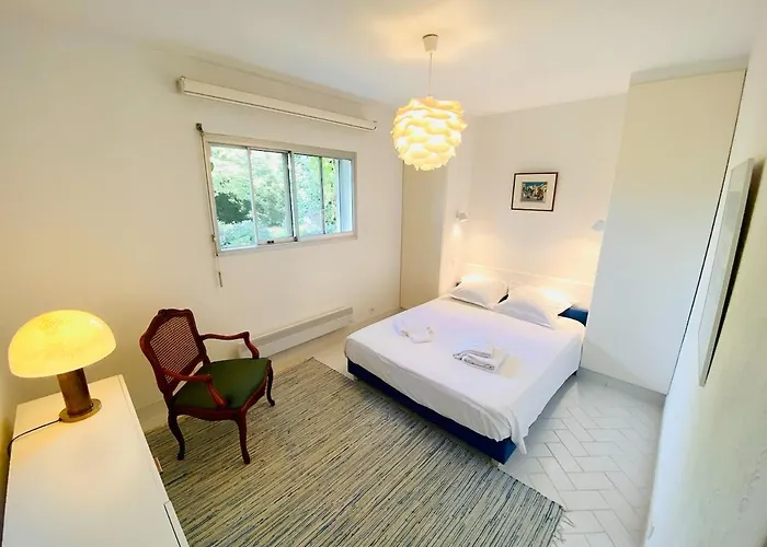 Elegance Provencale, Oasis De Verdure, Bassin De 14M Pour 1 A 6 Personnes