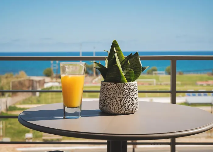Mistral Hotel - For Solo Travelers