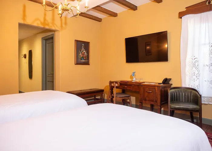 Vila Ebel Hotel Pool & Spa