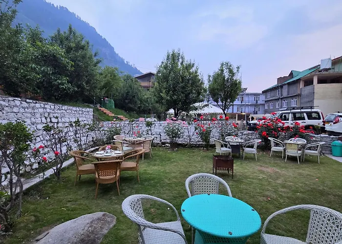 Hill River Resort By West Western -Property Of The Year 2024-25 - Central Heated & Air Cooled, Near Mall Road