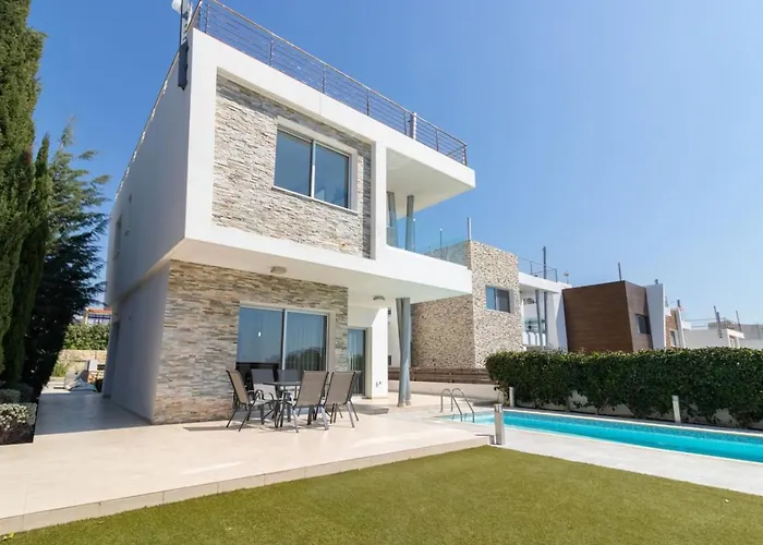 Villa Orchid - Luxury 3Br Retreat Between Paphos & Coral Bay