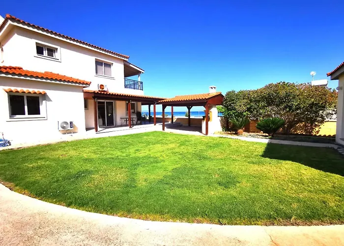 Beachfront Villa Thomas 5