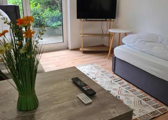 Wellandhome Aalen - Business Apartment - 4 Single Beds