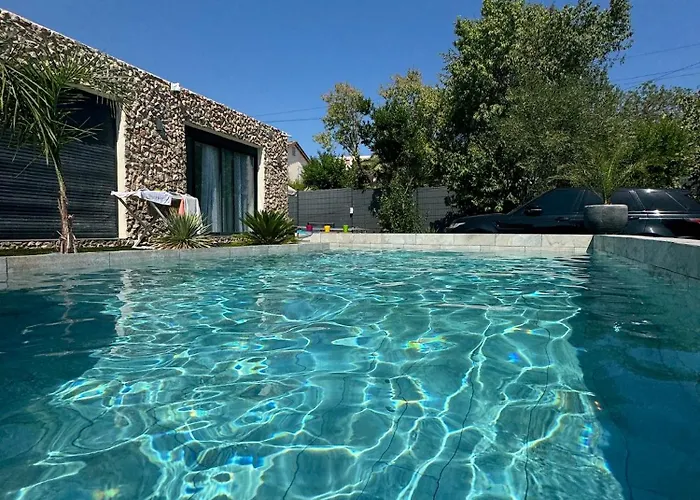 Havre De Paix Avec Villa Prestige Cannes , Piscine Chauffee, Alarme, Cameras Parking Privee