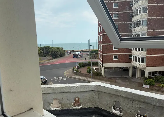 Inn By The Sea, Portsmouth, Parking Ev 22Kw Available