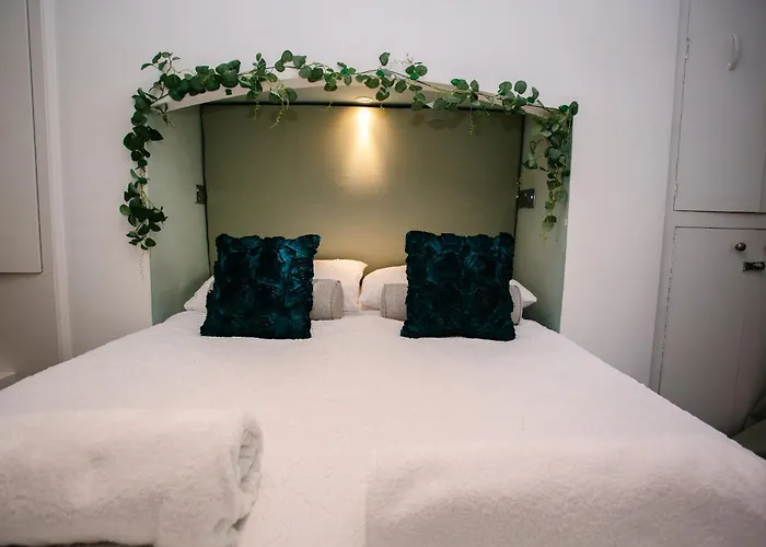 Cambray Apartment