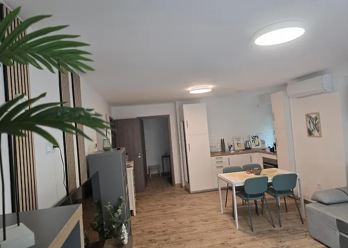 Zoe Apartman