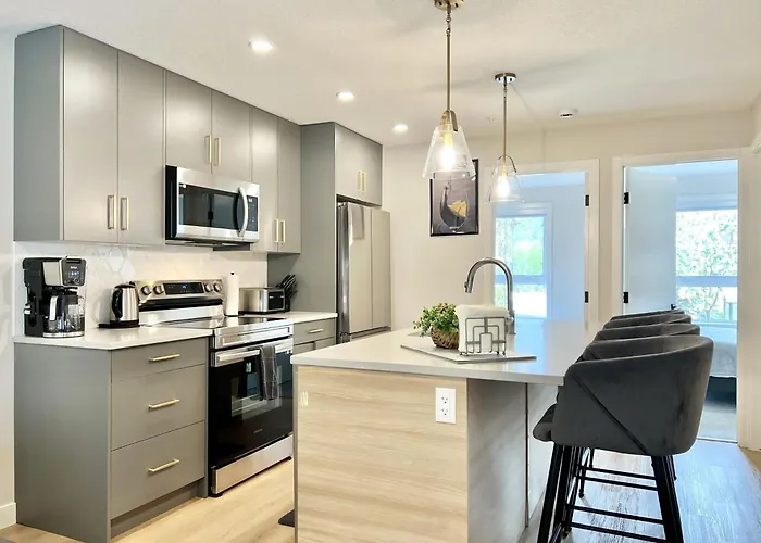 Brand New 2Br Condo With Outdoor Swimming Pool And Hot Tub License No Res -10612