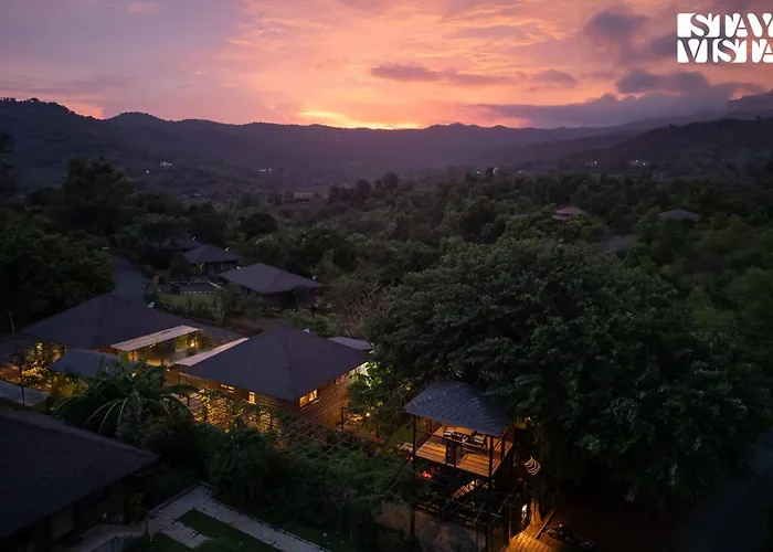 Hearth & Haven By Veo, Stayvista - 2Bhk Mountain-View Villa With Gazebo