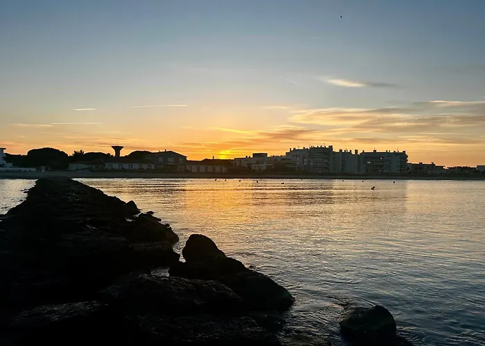 Studio Elegant Et Vue Mer Au Boucanet