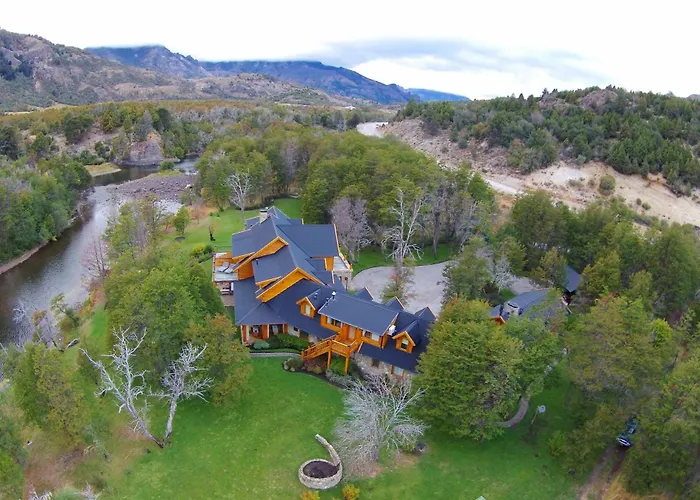 Rio Hermoso Hotel De Montana