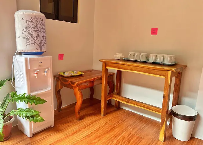 Cozy Coron Inn