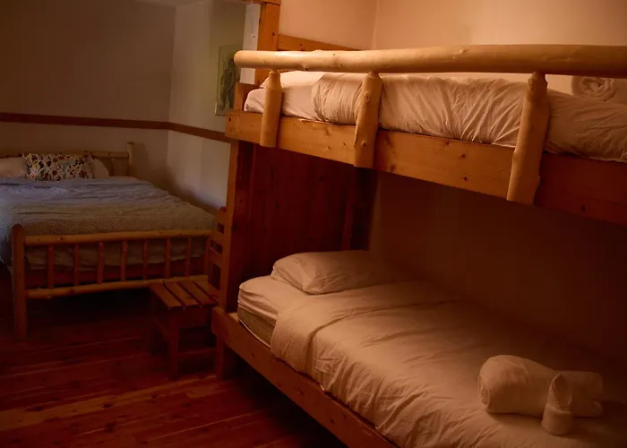 Rustic Beaverfoot Lodge Room N5