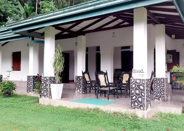 Salmanel Resort Ayagama - Rathnapura