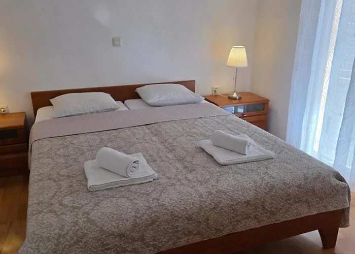 Olive Garden Pag Apartment