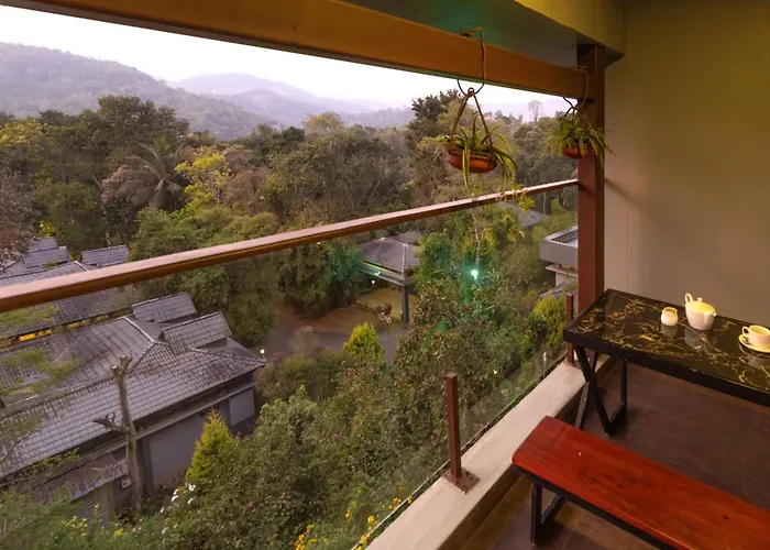 The Mountain Courtyard Thekkady