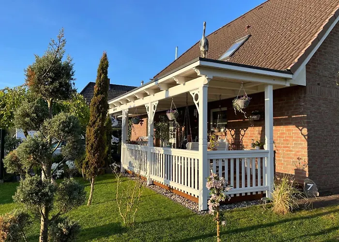 Zwitschernest Stilvolle Helle Ferienwohnung Gaestezimmer Monteurwohnung Fuer 1 Bis 6 Personen 3 Zimmer 60 Qm