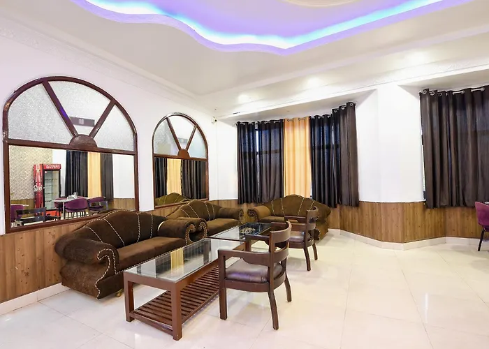 Fabhotel Sn Resort