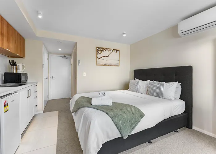 Queenstown Studio, 5Mins To Airport, Self Check-In, Wifi, Walk To Shopping Centre