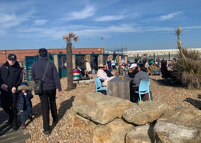 Vibrant Beachfront Folkestone Getaway