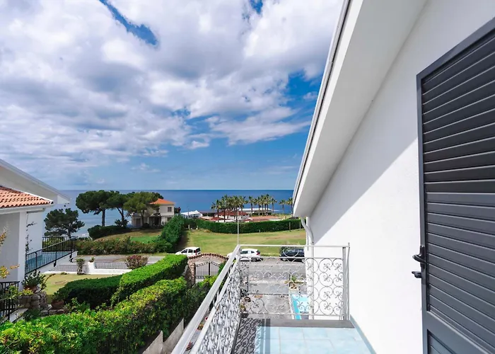 House Of Poseidon - Luxury Suite