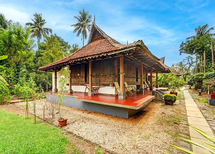 Alaya Stays Palm Dale Heritage Backwater Retreat With Garden & Restaurant