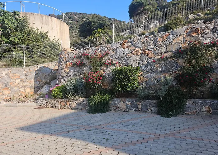 Villa Petros, Luxe Villa Met Prive Zwembad