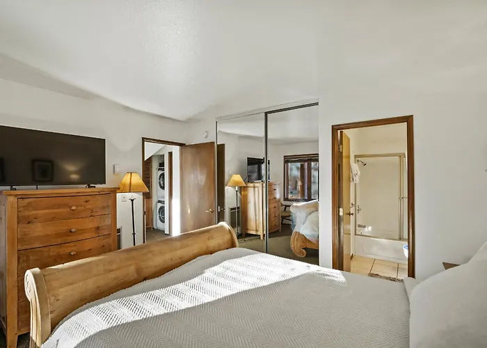 Mammoth Village Properties By 101 Great Escapes