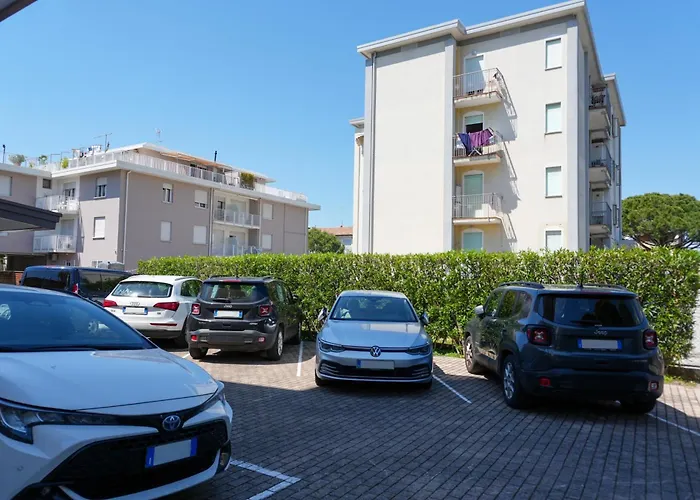 Dainese Apartments, Casa Ester