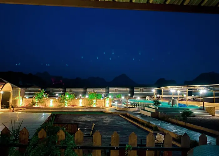 Rum Lara Luxury Camp