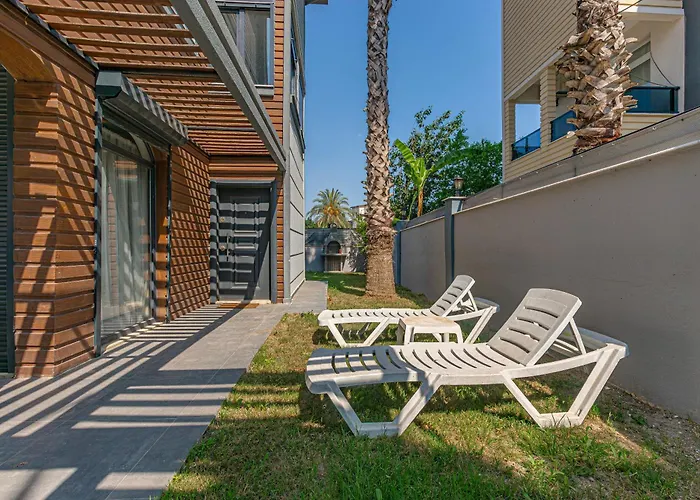 Near By The Land Of Legends , Private Pool With Jakuzzi Villa Euphoria