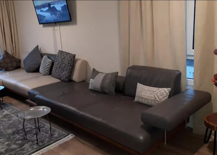 Fhs Aparthotel