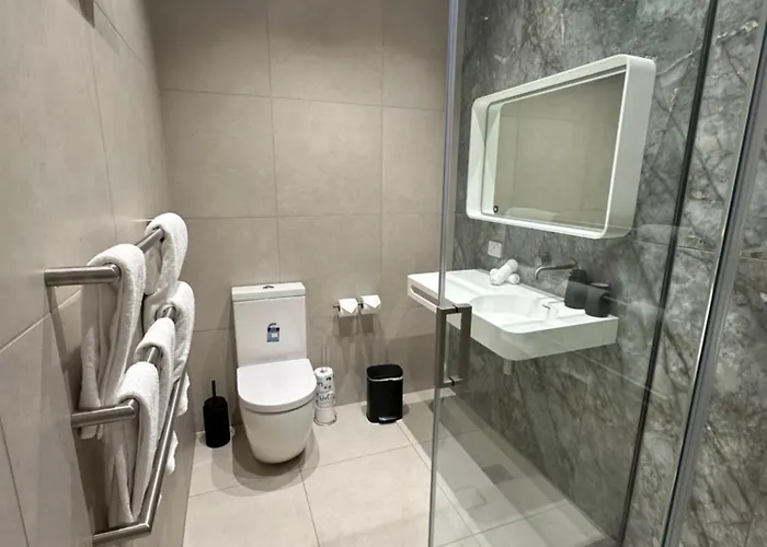 New Luxury Cbd Apartments