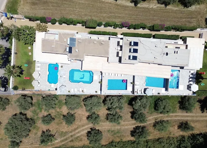 Villa Astro- Less Than 5-Min Walk To Kalivaki Beach