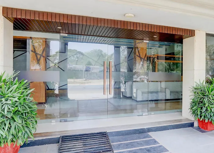 Palette By Checkin Anand Formerly Hotel La Casa Inn