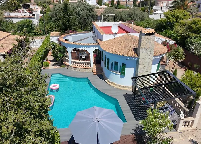 Villa Cala Mendia