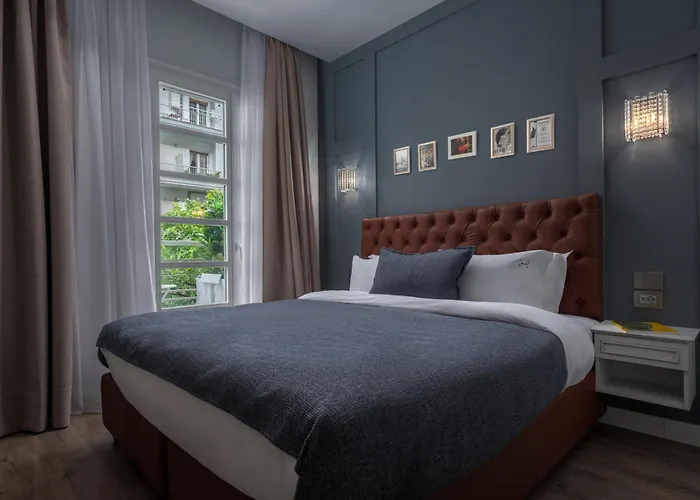 No 39 Svolou Suites