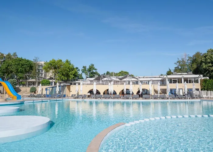 Safir Blue Resort