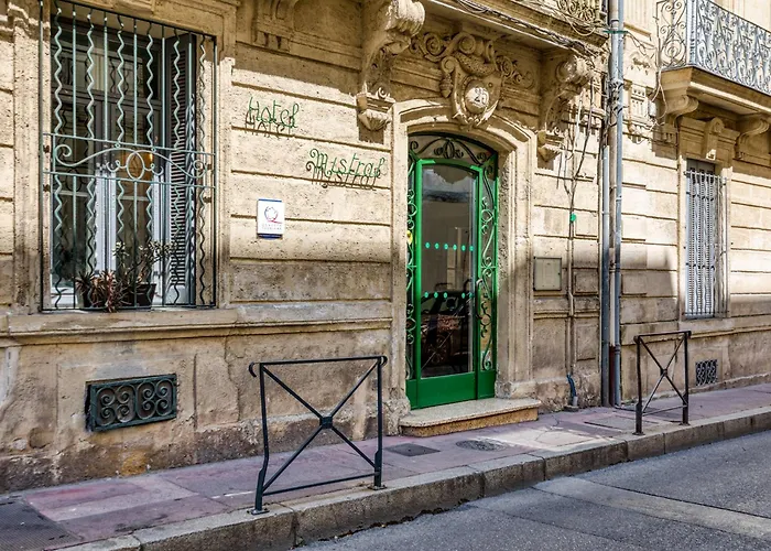 Hotel Mistral Saint Roch