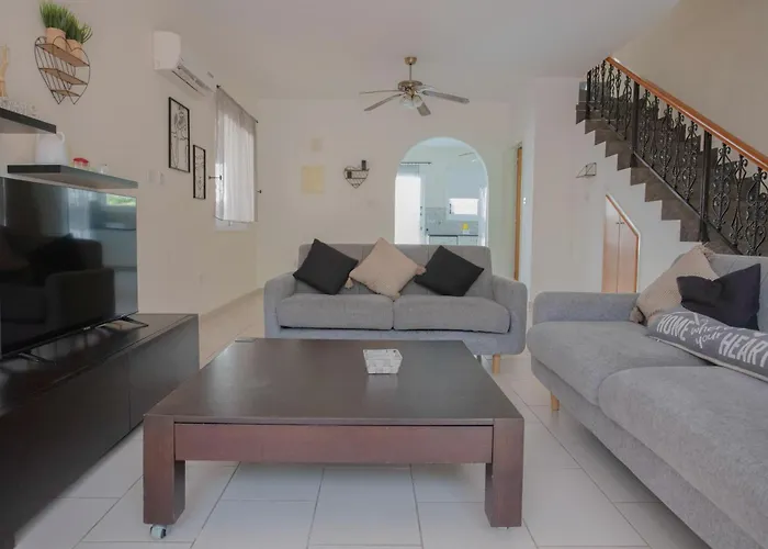 Spacious Villa With Private Pool