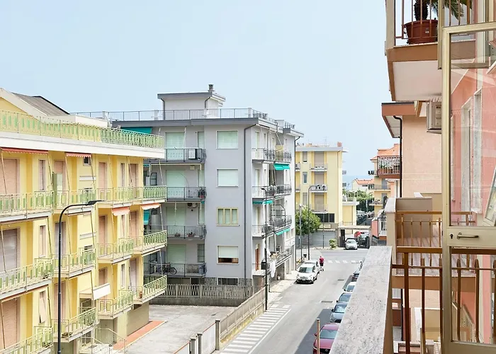 250 Mt Dal Mare - Relax Con Fresco Balcone