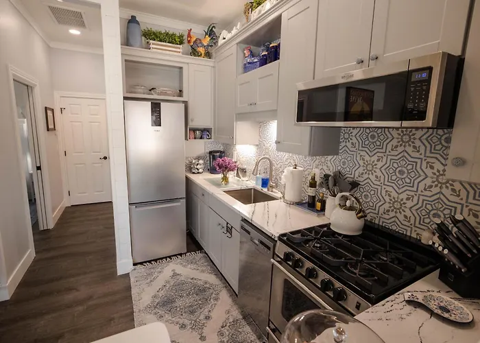 Onx Wines - Clark House Apartment