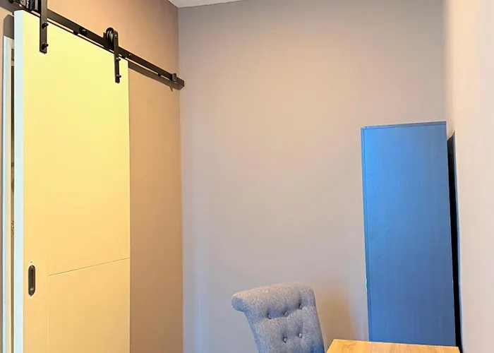 Stirling Suites Hotel & Serviced Apartment