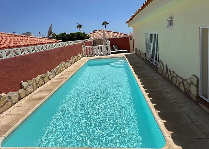 Casa Barmalei Private Pool & Rooftop Terrace Ocean View, Tenerife