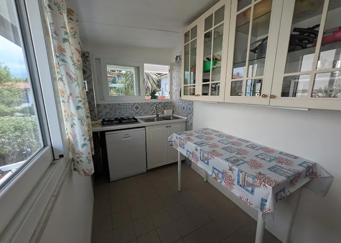 Versilia - Appartamento Con Terrazzo